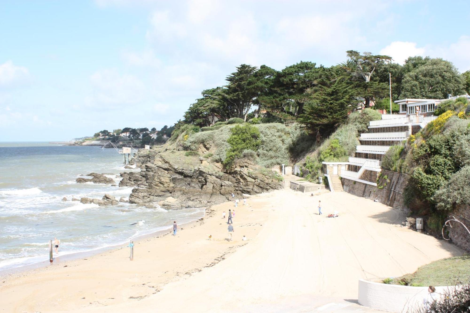 Appartement En Rdc Avec Terrasse Face A La Mer Pornic Bagian luar foto