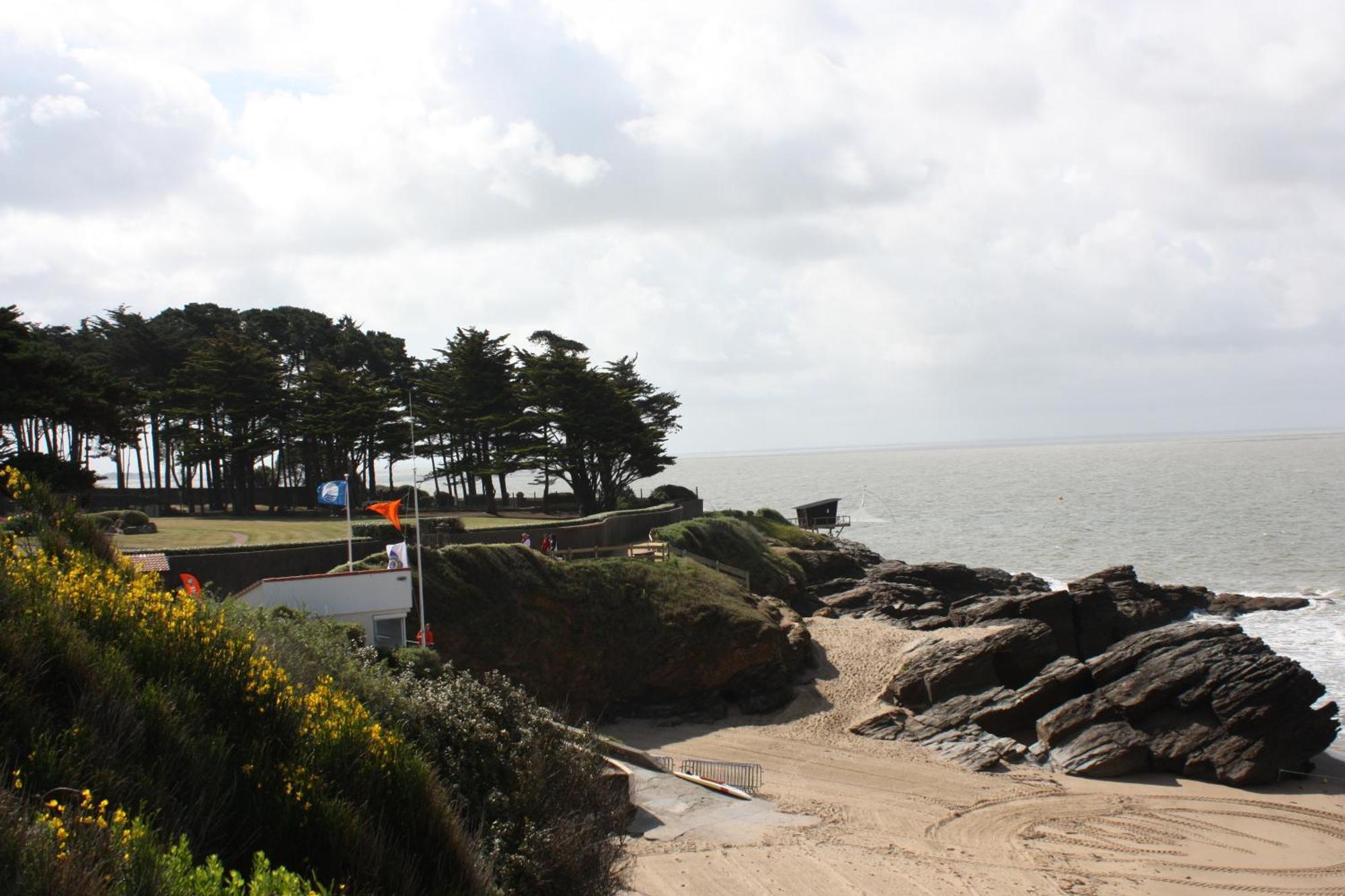 Appartement En Rdc Avec Terrasse Face A La Mer Pornic Bagian luar foto